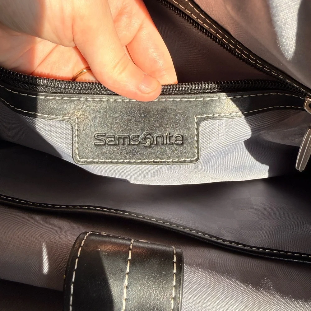 Samsonite Black Leather Laptop Briefcase